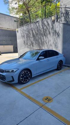 BMW 320i 2.0 16V TURBO FLEX M SPORT AUTOMÁTICO BMW 320i 2.0 16V TURBO FLEX M SPORT AUTOMÁTICO